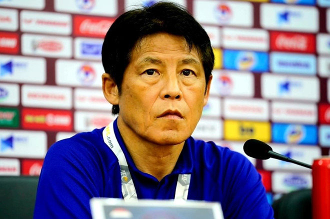 Tranh thủ giải Thai-League đang tạm nghỉ, HLV Akira Nishino của đội tuyển Thái Lan muốn triệu tập một đội hình “siêu to”, bao gồm cả cầu thủ ĐTQG lẫn cầu thủ đội U23.